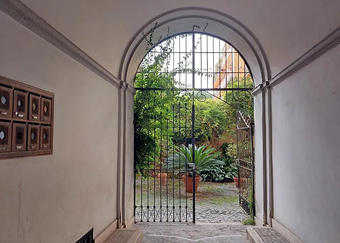 Balcony Al Colosseo By Luxury Getaways *